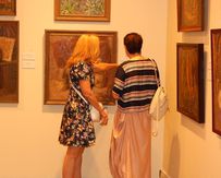 В МВК «Новый Иерусалим» открылась выставка «Натюрморт, интерьер» творческой династии Гландиных-Салганик