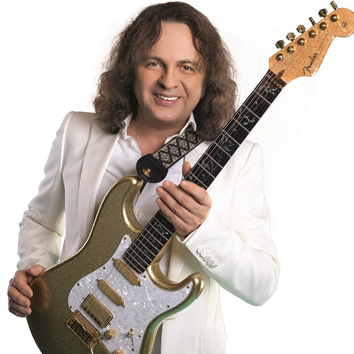 «Музыка, гитара, любовь». Сольный концерт Виктора Зинчука